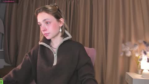 Snapshot of naomi_rias chatting on October 2025 11:48:02 PM Naomi online show from October 2025 11:48:02 PM