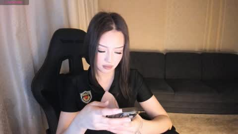 Naomi online show from January 2025 09:16:01 PM