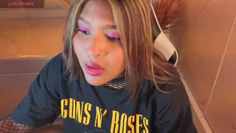 Naomi  online show from March 2026 12:17:02 PM