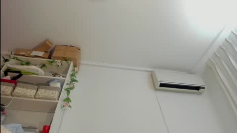 Naomi  online show from January 2025 01:42:01 AM