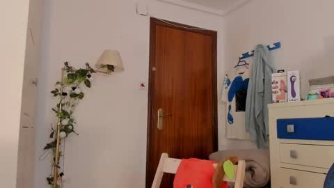 Naomi  online show from February 2025 06:37:01 AM