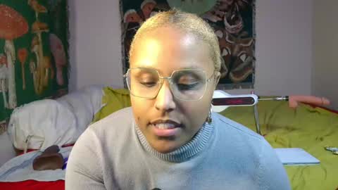 Naomigiirl6 online show from December 2024 03:10:01 PM