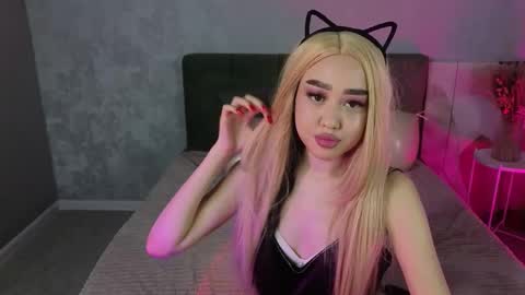 Naomi online show from February 2026 01:09:01 AM