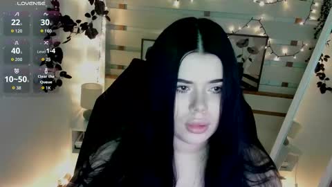 Naomi online show from February 2026 01:18:02 PM