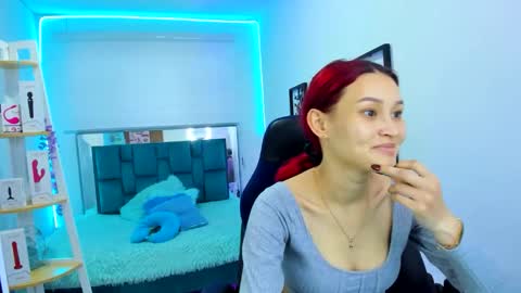 naomy online show from September 2025 07:28:01 PM