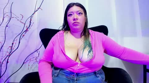 Snapshot of naomy_hh chatting on April 2026 02:30:01 PM naomy hh online show from April 2026 02:30:01 PM