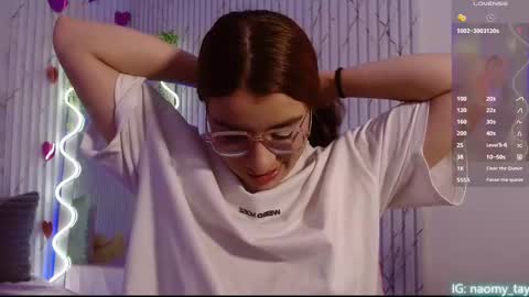 Snapshot of naomy_tay1 chatting on February 2026 04:42:01 AM Naomy online show from February 2026 04:42:01 AM