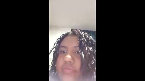 Snapshot of naomyandpablot chatting on May 2026 05:02:02 AM naomyandpablot online show from May 2026 05:02:02 AM