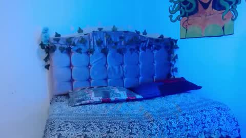 Nao online show from November 2025 12:49:02 PM