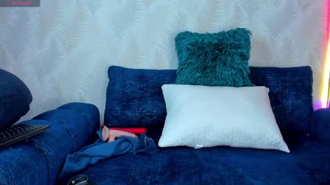 Naomy Cole online show from January 2025 01:19:01 AM