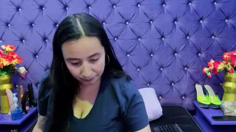 Snapshot of naomyprinces_ chatting on October 2025 02:16:01 PM Bulma Heidi online show from October 2025 02:16:01 PM
