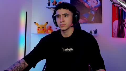 Snapshot of naranjo_seb chatting on January 2025 05:12:02 PM sebastian online show from January 2025 05:12:02 PM