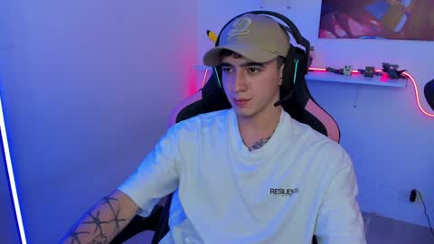 Snapshot of naranjo_seb chatting on February 2025 08:56:02 AM sebastian online show from February 2025 08:56:02 AM