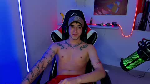 Snapshot of naranjo_seb chatting on February 2025 11:34:02 AM sebastian online show from February 2025 11:34:02 AM