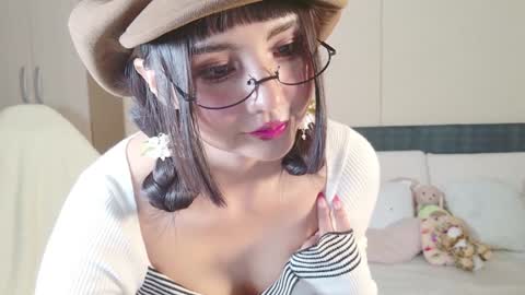 Snapshot of naree_masaki chatting on January 2025 01:45:02 PM Naree online show from January 2025 01:45:02 PM