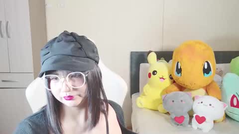 Snapshot of naree_masaki chatting on October 2025 10:38:01 AM Naree online show from October 2025 10:38:01 AM