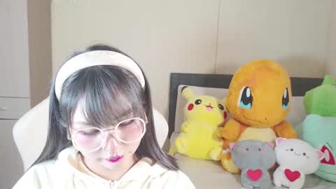 Snapshot of naree_masaki chatting on October 2025 06:14:02 PM Naree online show from October 2025 06:14:02 PM