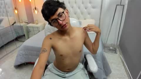 NASH KAI online show from October 2025 05:57:02 PM