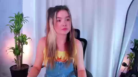 Snapshot of nashlyfontanna chatting on March 2026 02:21:01 PM Nashly Fontana online show from March 2026 02:21:01 PM