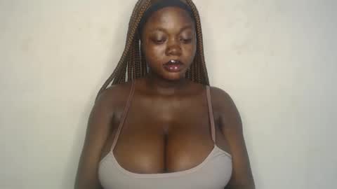 Amanda online show from October 2025 01:51:01 PM