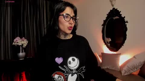 Snapshot of nasty_alice1 chatting on March 2026 05:33:02 AM Goddess Alice online show from March 2026 05:33:02 AM