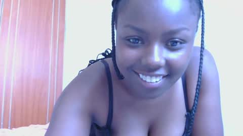 Snapshot of nasty_bee01 chatting on May 2026 08:11:01 AM Bumble Bee online show from May 2026 08:11:01 AM