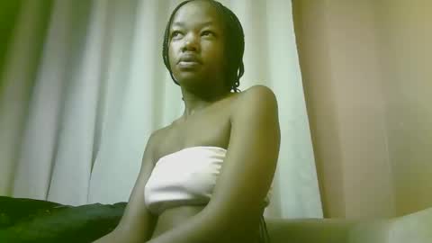 Snapshot of nastypetitebaby chatting on May 2026 12:33:01 PM nastypetitebaby online show from May 2026 12:33:01 PM
