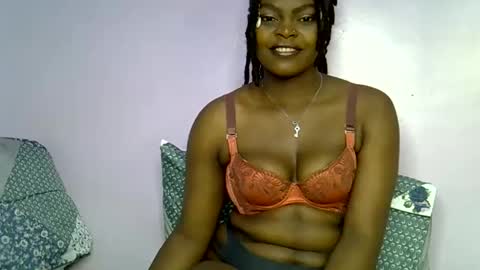 Vicky online show from October 2025 06:08:01 PM