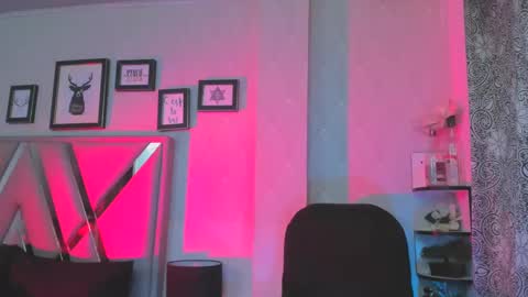 Natacha black online show from February 2025 12:57:02 AM