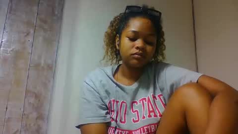 natachazz online show from March 2026 03:17:01 AM