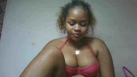 Snapshot of natachazz chatting on April 2026 03:43:01 PM natachazz online show from April 2026 03:43:01 PM