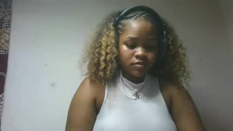 Snapshot of natachazz chatting on May 2026 05:40:02 PM natachazz online show from May 2026 05:40:02 PM