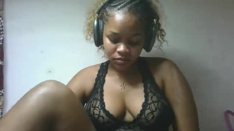 Snapshot of natachazz chatting on May 2026 10:23:01 AM natachazz online show from May 2026 10:23:01 AM