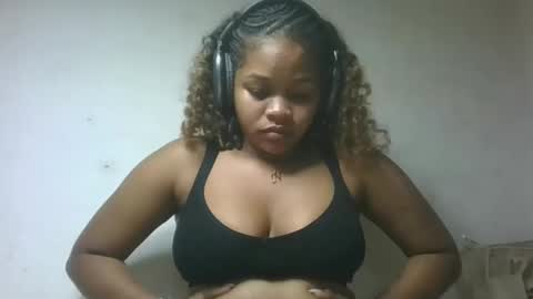 Snapshot of natachazz chatting on May 2026 08:14:02 PM natachazz online show from May 2026 08:14:02 PM