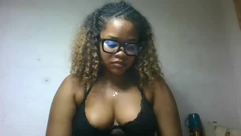 Snapshot of natachazz chatting on May 2026 04:37:01 PM natachazz online show from May 2026 04:37:01 PM