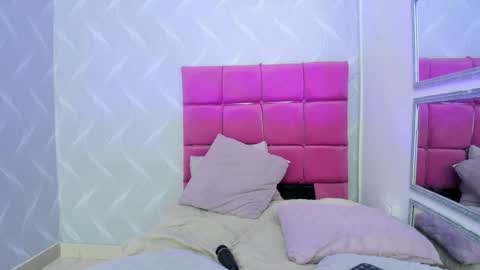 Snapshot of natalia_aguirre chatting on January 2025 06:31:01 PM Naty online show from January 2025 06:31:01 PM