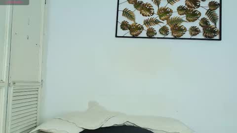 Snapshot of natalia_aguirre chatting on September 2025 12:05:01 PM Naty online show from September 2025 12:05:01 PM