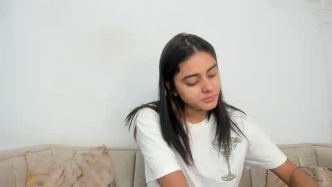 Snapshot of natalia_aguirre chatting on October 2025 12:07:02 PM Naty online show from October 2025 12:07:02 PM