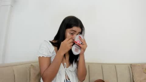 Snapshot of natalia_aguirre chatting on November 2025 12:13:01 PM Naty online show from November 2025 12:13:01 PM