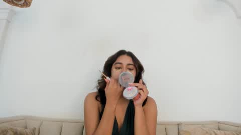 Snapshot of natalia_aguirre chatting on November 2025 12:07:01 PM Naty online show from November 2025 12:07:01 PM