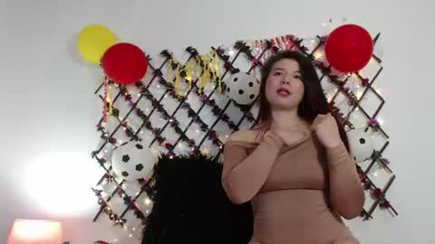 Snapshot of natalia_walker chatting on July 2026 04:01:02 PM Natalia Walker online show from July 2026 04:01:02 PM