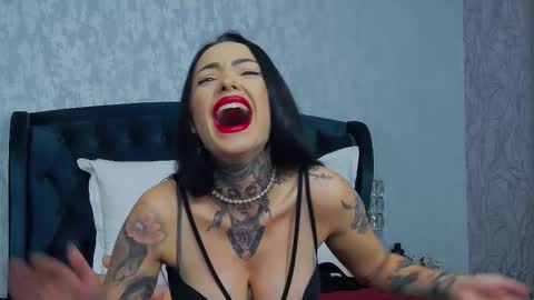 Natalia Cristal online show from December 2025 06:41:01 AM