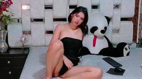 nataliatompsonx1 online show from December 2025 09:01:01 PM