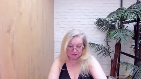 NataliCloud online show from December 2024 05:08:01 PM