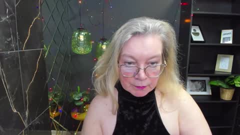 NataliCloud online show from December 2024 01:17:02 PM