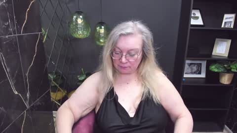 NataliCloud online show from February 2025 07:38:01 PM