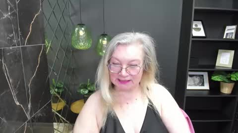 NataliCloud online show from February 2025 05:58:01 PM