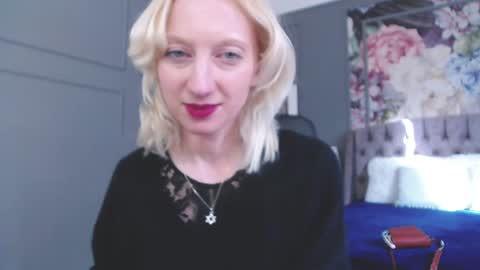 Natalie online show from February 2025 10:00:01 AM