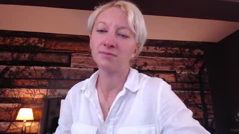 Natalie online show from May 2026 08:42:02 AM