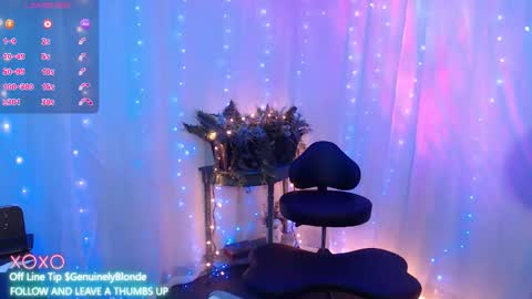 Snapshot of nataliebinx chatting on April 2026 04:19:01 PM NatalieBinx Mr.D online show from April 2026 04:19:01 PM